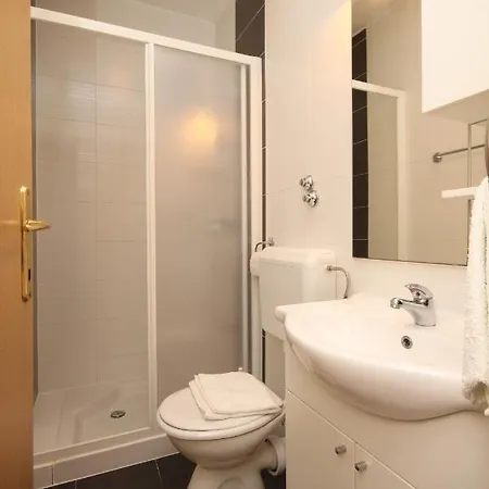 Family Friendly Apartments With A Swimming Pool Povljana, Pag - 244 Exterior photo