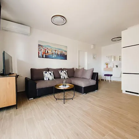 Family Friendly Apartments With A Swimming Pool Povljana, Pag - 244 Exterior photo