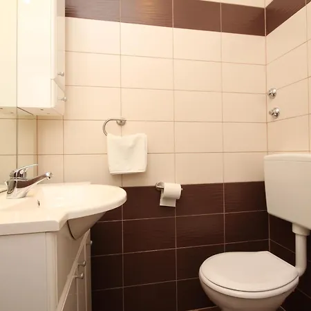 Family Friendly Apartments With A Swimming Pool Povljana, Pag - 244 Room photo