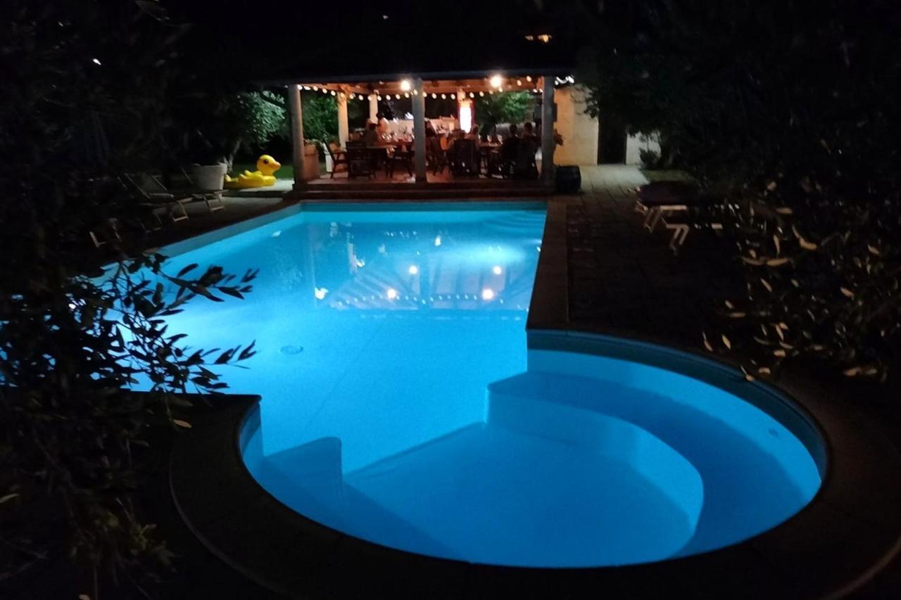 Family Friendly Apartments With A Swimming Pool Povljana, Pag - 244 * Povljana