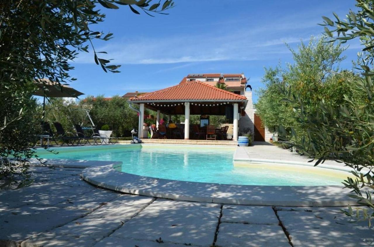 Family Friendly Apartments With A Swimming Pool Povljana, Pag - 244 * Povljana