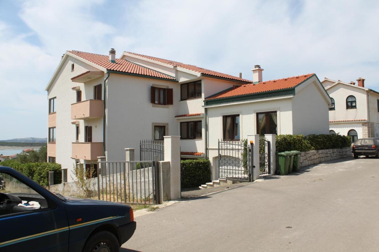 Apartment Family Friendly Apartments With A Swimming Pool Povljana, Pag - 244 *