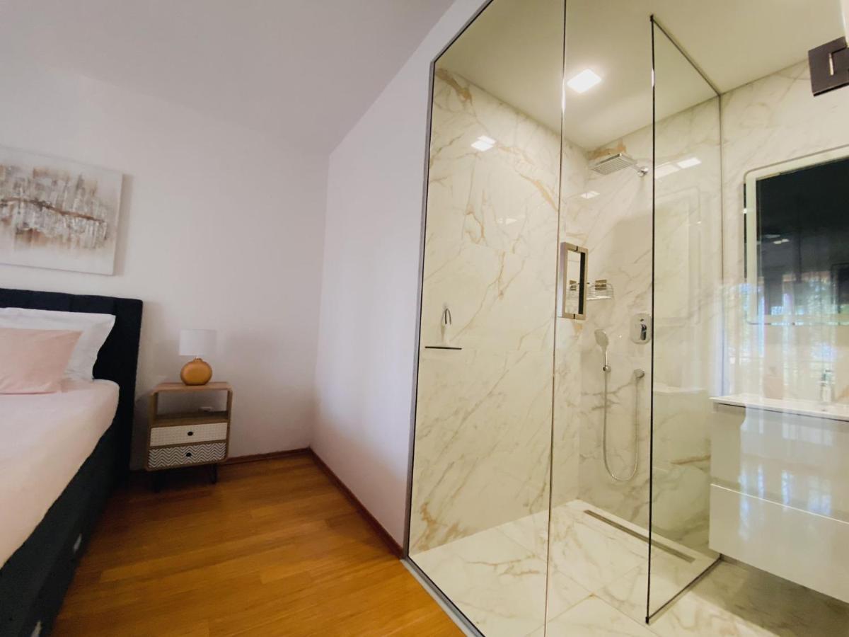 Family Friendly Apartments With A Swimming Pool Povljana, Pag - 244 *